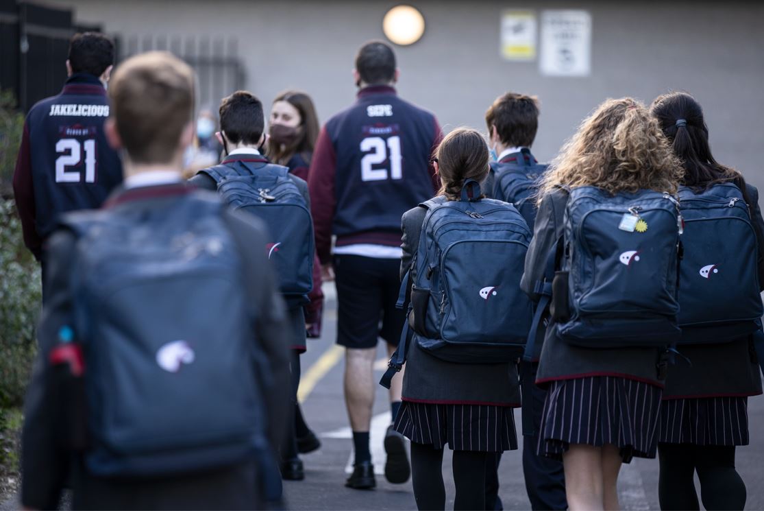 Staggered return for Vic school students — EducationHQ