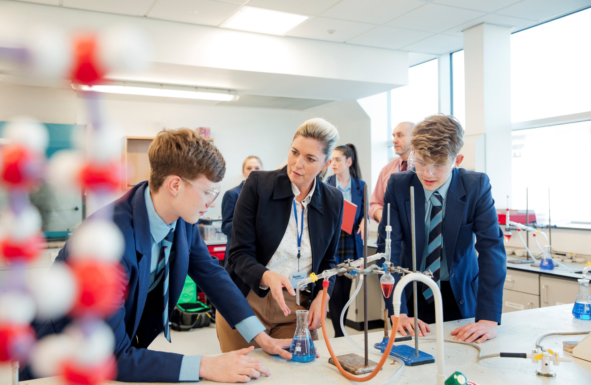 You can&rsquo;t conscript them': Experts slam NSW STEM teacher campaign 